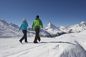 Swiss Alpine Hotel Allalin