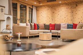 Swiss Alpine Hotel Allalin