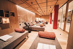 Swiss Alpine Hotel Allalin