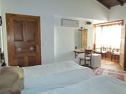 Amazon Petite Palace