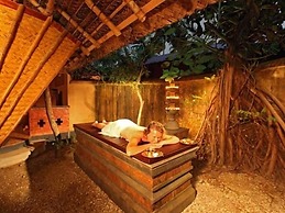 Cherai Beach Resort