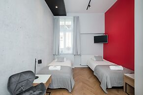 Rainbow Apartments 3
