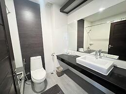 Crystal Suites Suvarnabhumi Airport