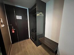 Crystal Suites Suvarnabhumi Airport
