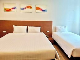 Crystal Suites Suvarnabhumi Airport