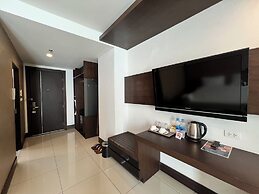 Crystal Suites Suvarnabhumi Airport