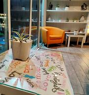 Crystal Suites Suvarnabhumi Airport