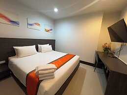 Crystal Suites Suvarnabhumi Airport