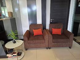 Crystal Suites Suvarnabhumi Airport