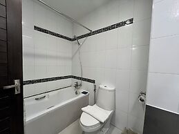 Crystal Suites Suvarnabhumi Airport