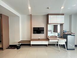 Crystal Suites Suvarnabhumi Airport