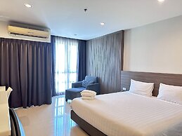 Crystal Suites Suvarnabhumi Airport