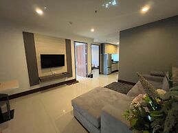 Crystal Suites Suvarnabhumi Airport