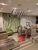 Crystal Suites Suvarnabhumi Airport