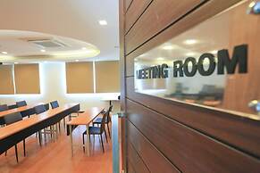 Crystal Suites Suvarnabhumi Airport