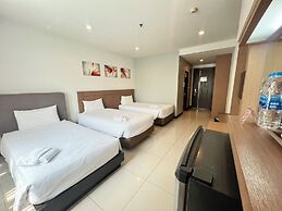 Crystal Suites Suvarnabhumi Airport