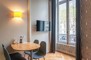 Hôtel Helzear Champs Elysées
