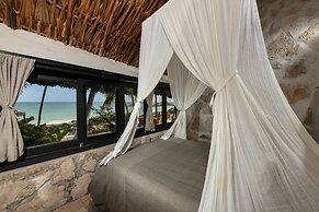 Diamante K - Inside Tulum National Park