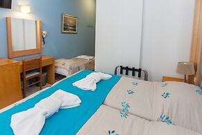 Frini Hotel