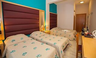Frini Hotel