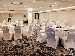 Mercure Orange