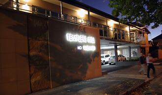Mercure Orange