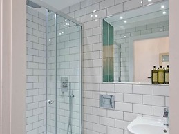 W12 Rooms