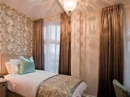 W12 Rooms