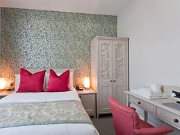 W12 Rooms