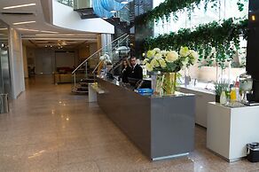 Benjamin Herzliya Business Hotel