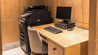Sankara Nairobi, Autograph Collection