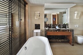 Sankara Nairobi, Autograph Collection