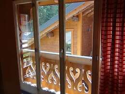 Chalet Suisse