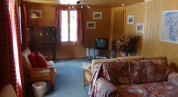 Chalet Suisse