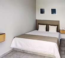 Avanti Hotel