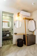 Avanti Hotel