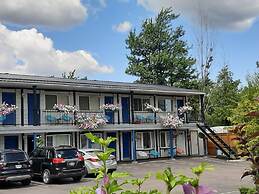 Blue Moon Motel