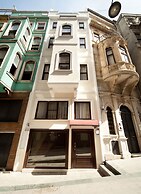 Gravis Suites
