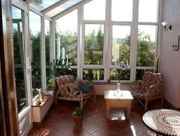 Sunville House