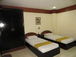 Paragon Suites