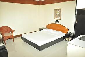 Paragon Suites