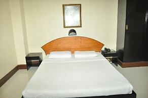 Paragon Suites