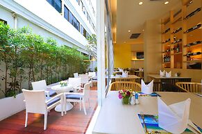 Pattaya Sea View Hotel