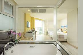 Pattaya Sea View Hotel