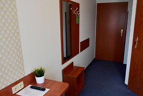 Zlote Deby Hotel