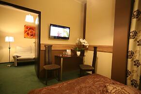 Hotel Seven 7