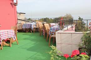 Nazar Hotel