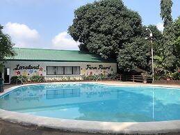 Loreland Farm Resort