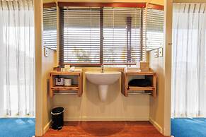 Koura Lodge