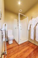 Koura Lodge